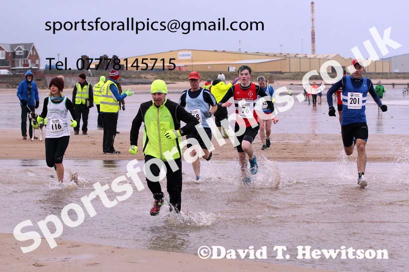 The 2021 Blyth Sands Race, December 5th. Photo: David T. Hewitson/Sports for All Pics